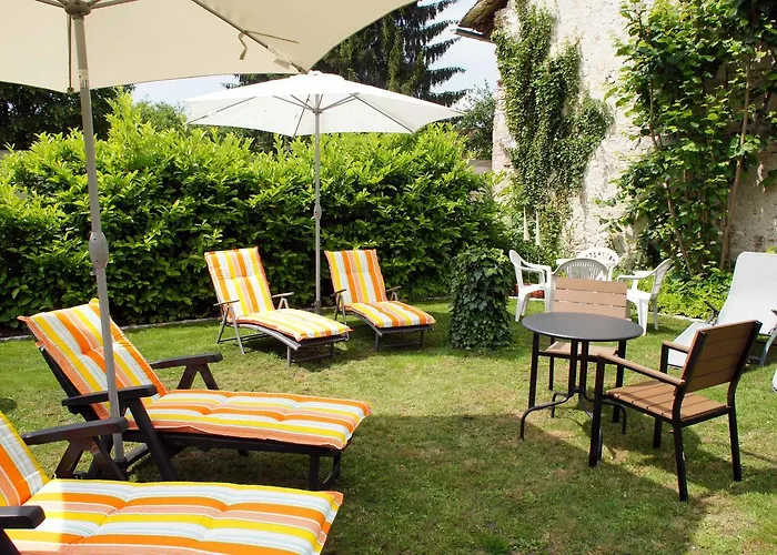 Πανσιόν Altstadtpension Dietz 3*
